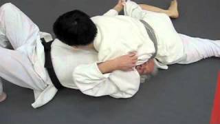 Judo: Two Kami-Shiho Gatame Escapes