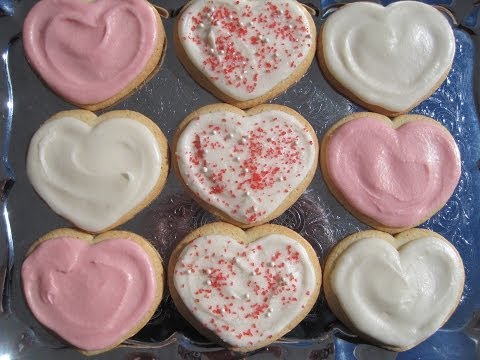 BUTTERCREAM FROSTING for VALENTINE'S DAY SUGAR COOKIES - How to make BUTTERCREAM FROSTING Recipe