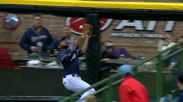 SD@MIL: Upton Jr. mashes an RBI double to deep right