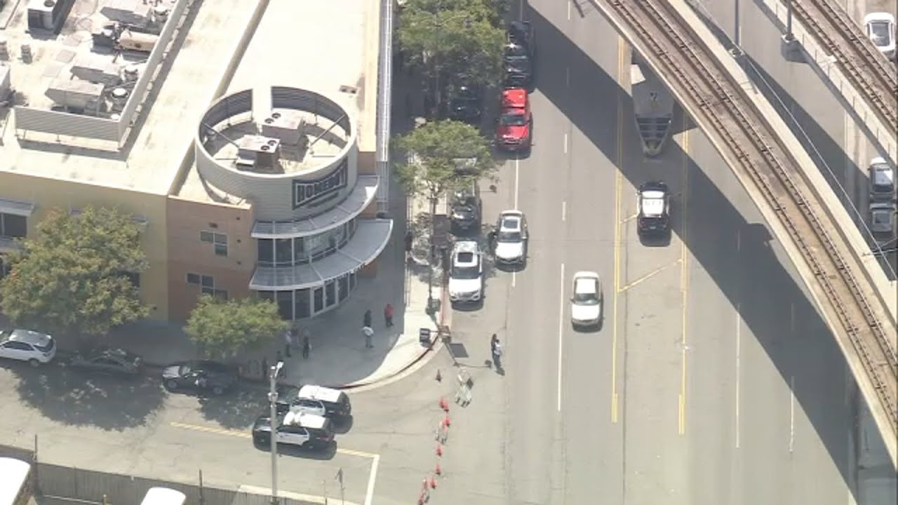 5 people hurt after driver slams into group of pedestrians - YouTube