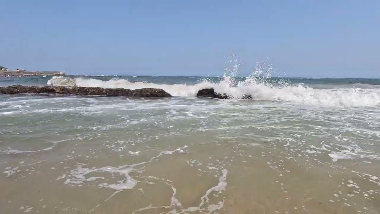 Playa Comillas Cantabria Agosto 2025 4K HD Waves