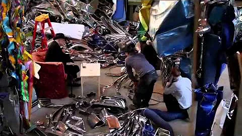 John Chamberlain, installing New Sculpture at Gago...