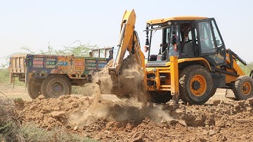 jcb 3dx Backhoe machine loading mud Soil in Swaraj tractors || jcb video