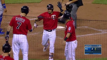 KC@MIN: Dozier launches two-run homer to left-center