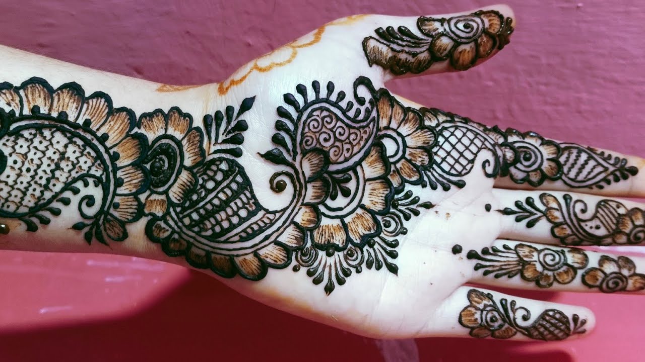 Very beautiful front hand simple mehndi design||easy and simple mehndi design. 
