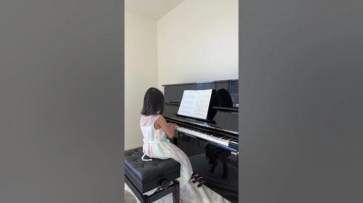 Lori Huang grade 1 ABRSM piano performance