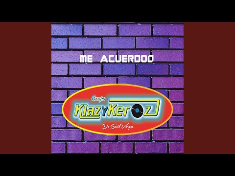 Watch the video for Marcame llamame