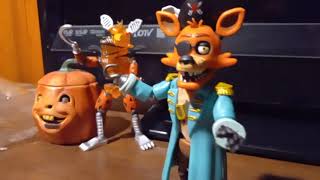 unboxing the FNAF curse of dreadbear action figures Funko