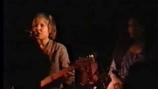 Throwing Muses - Soul Soldier (live, 1987)