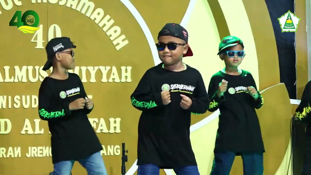 Gambus putra ll HAFLATUL IMTIHAN KE 40 MD AL-MUSLIMIYAH