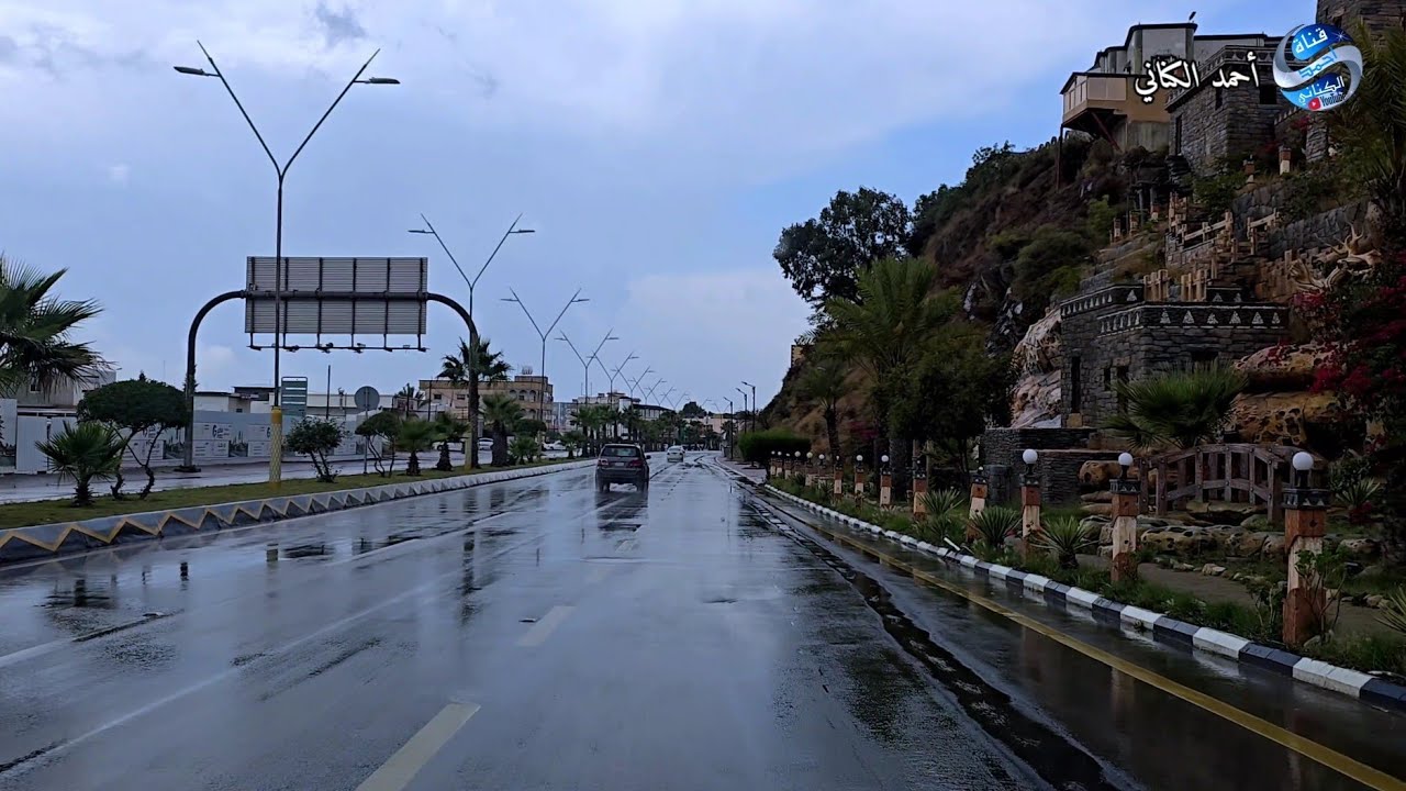 هطول أمطار خفيفة على أجزاء من قرى محافظة المندق - منطقة الباحة الثلاثاء 17-3-1447 درجة الحرارة 20