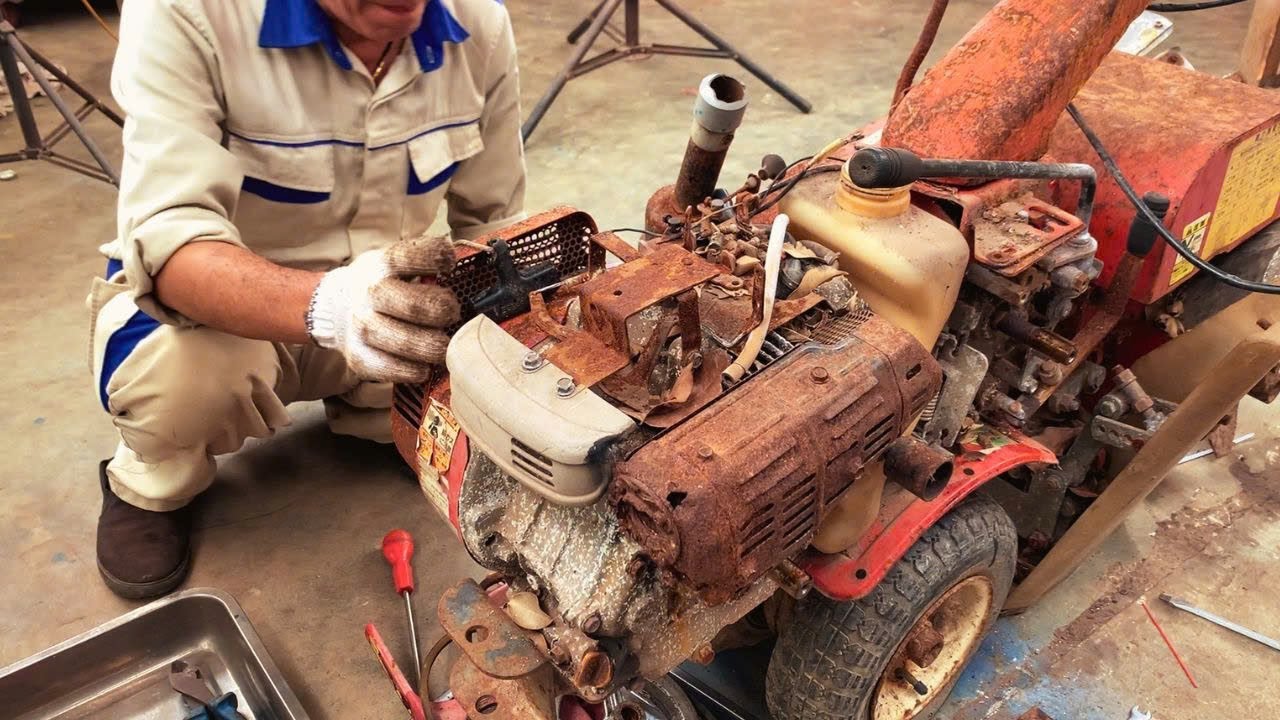 Restoring a Completely Destroyed Rusty Tractor Back to Life!