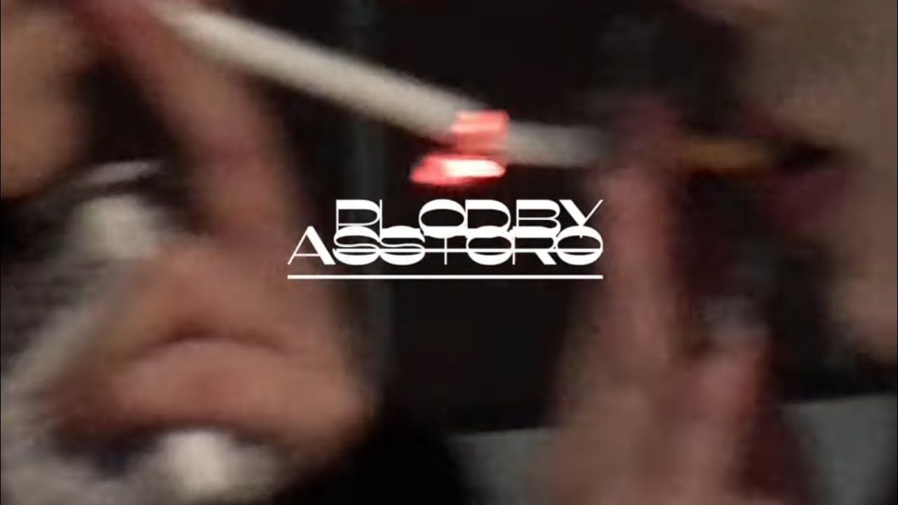 AssToro - MAKE UP LALA (OLD iPhone Video) ［Dir.asstoro］