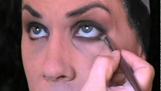 Crossdresser Makeup Tutorial Pt. 5B-Smokey Eye.avi