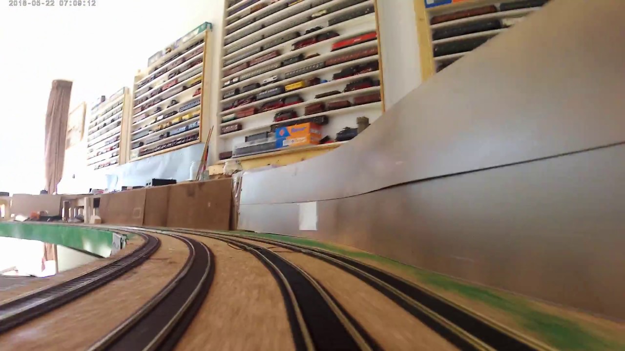 4K Nikkei Extreme X6 experiment with model  railroad.