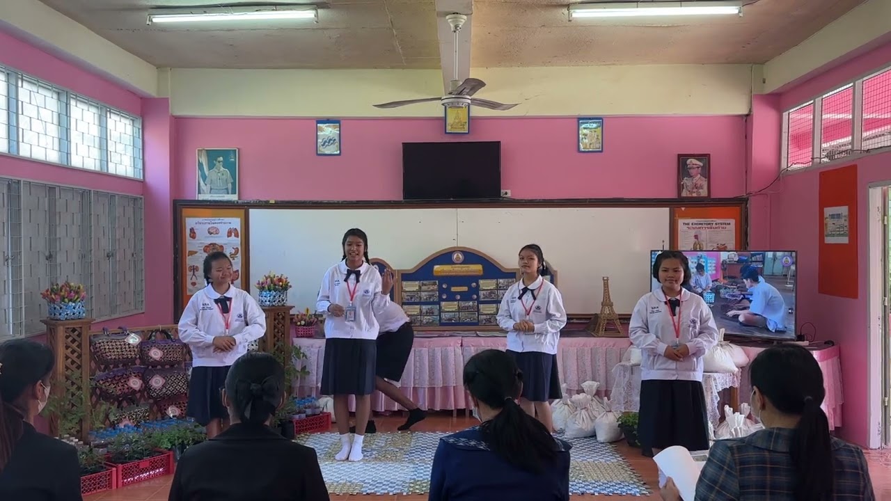 โครงงานคุณธรรม เรื่อง ขยะสร้างสรรค์ แบ่งปันชุมชน