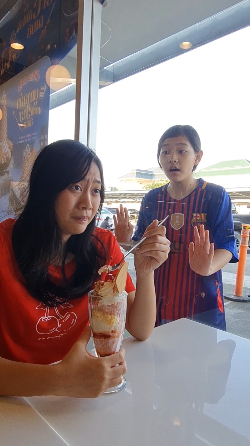 Would She give poor girl Ice-Cream?‼️ | JJaiPan #Shorts #tiktok