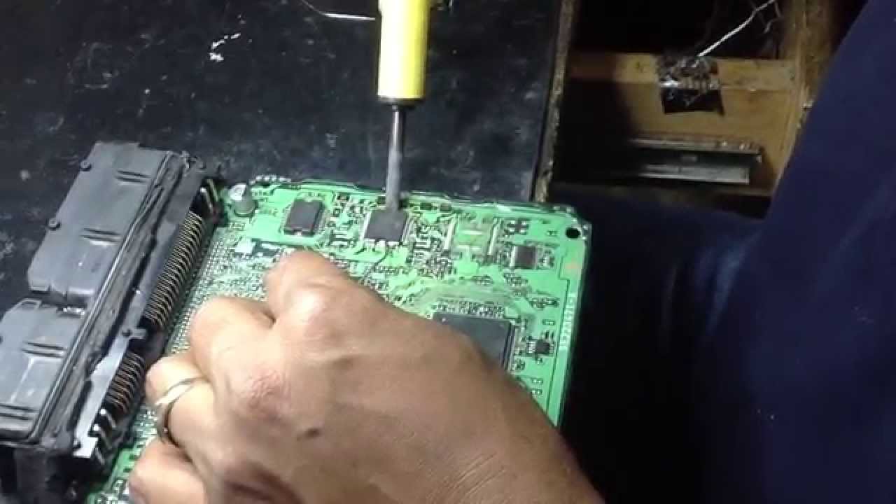 Instalar circuito SMD L9302-ad en ECU´s NISSAN - YouTube