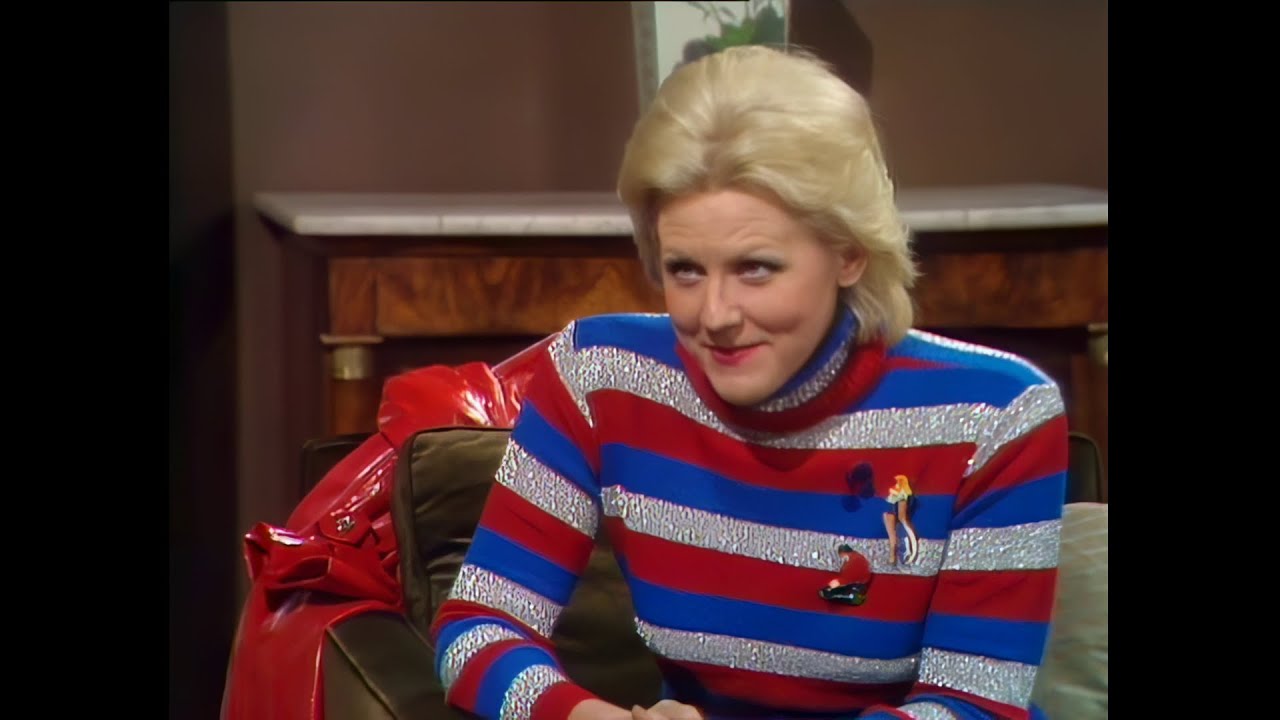 Two's Company S2 Ep. 7 - The Cleaning Ladies (1080p)