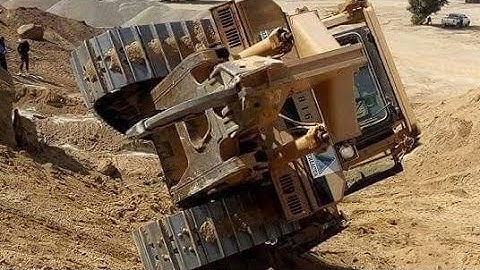 Heavy Equipment Mechanic//Caterpiller Bulldozer D7e //On This Warkong Videos #jcb #bulldozerofficial