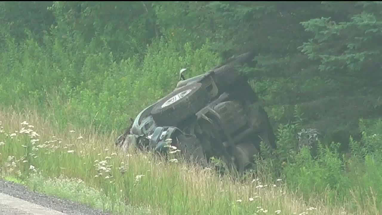 Elderly couple injured after crash on I-95 Tuesday morning - YouTube