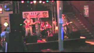 Brick House--Guest Singer.wmv screenshot 5