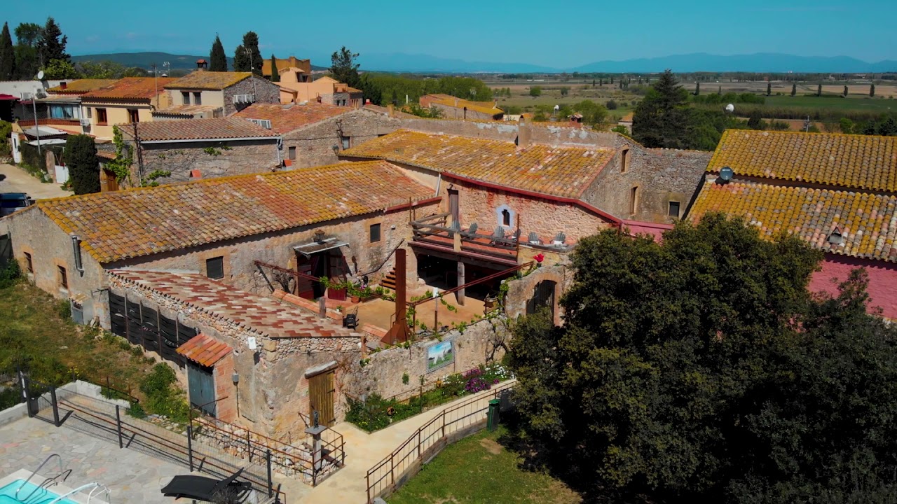 Hotel Rural - B&B Mas del Llop Blanc - Turisme per tothom