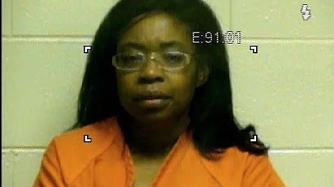 Brenda Bartee shoots doctor 4 times in Manchester,...