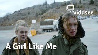 #StrongWomenLeads: A Girl Like Me // Viddsee.com