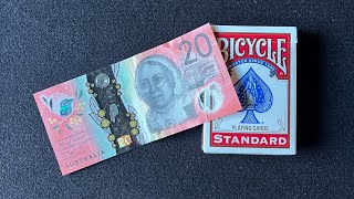 Simple bar trick ￼with some money and a deck of cards 👍👍😎😎🍻🍻