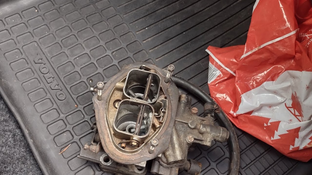 Volvo 340 Rolling Project Part 1 (Carb service)