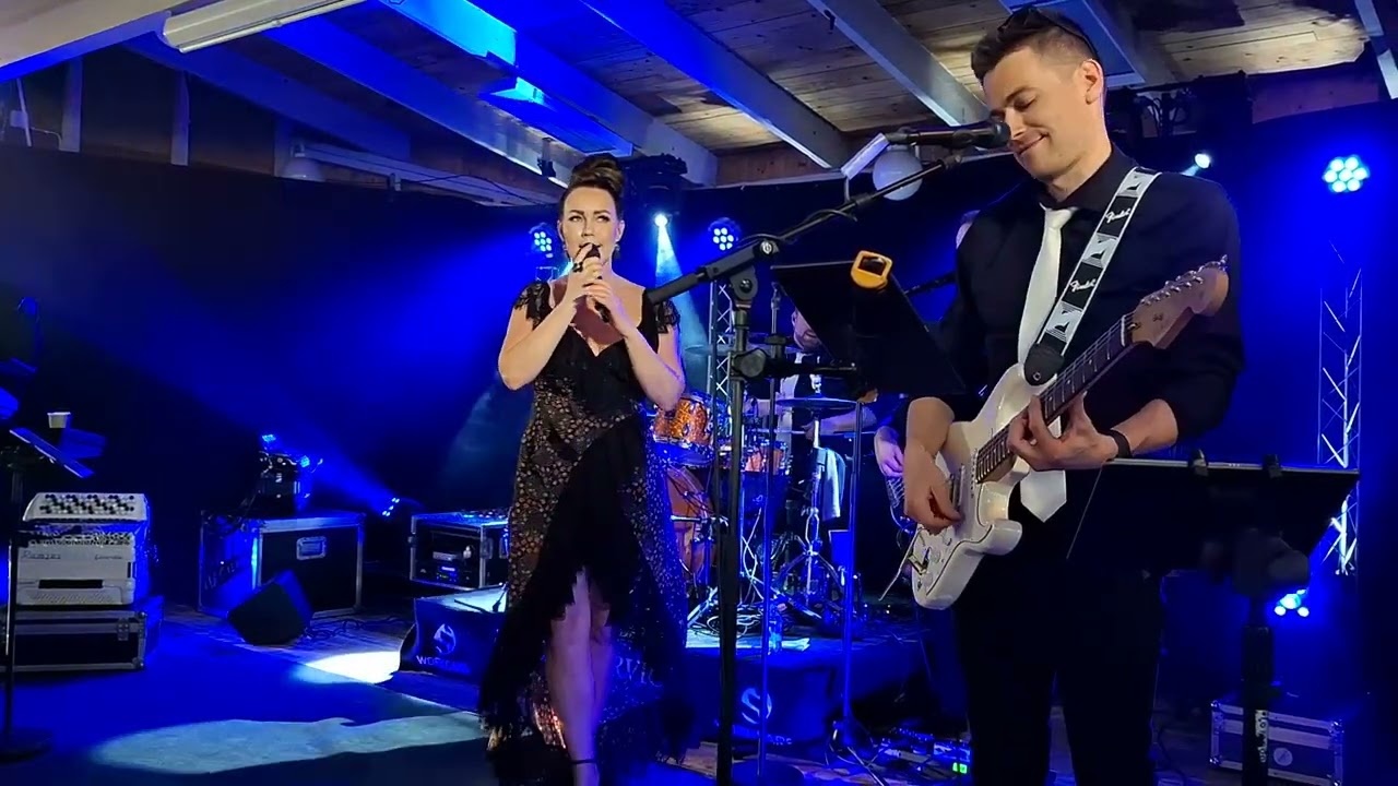 Saija Tuupanen ja Aki Metsälä   Lui