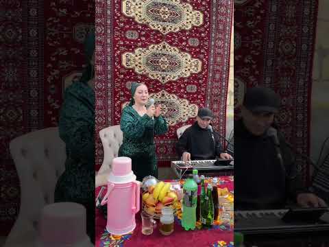Заира Алтаева дворовые