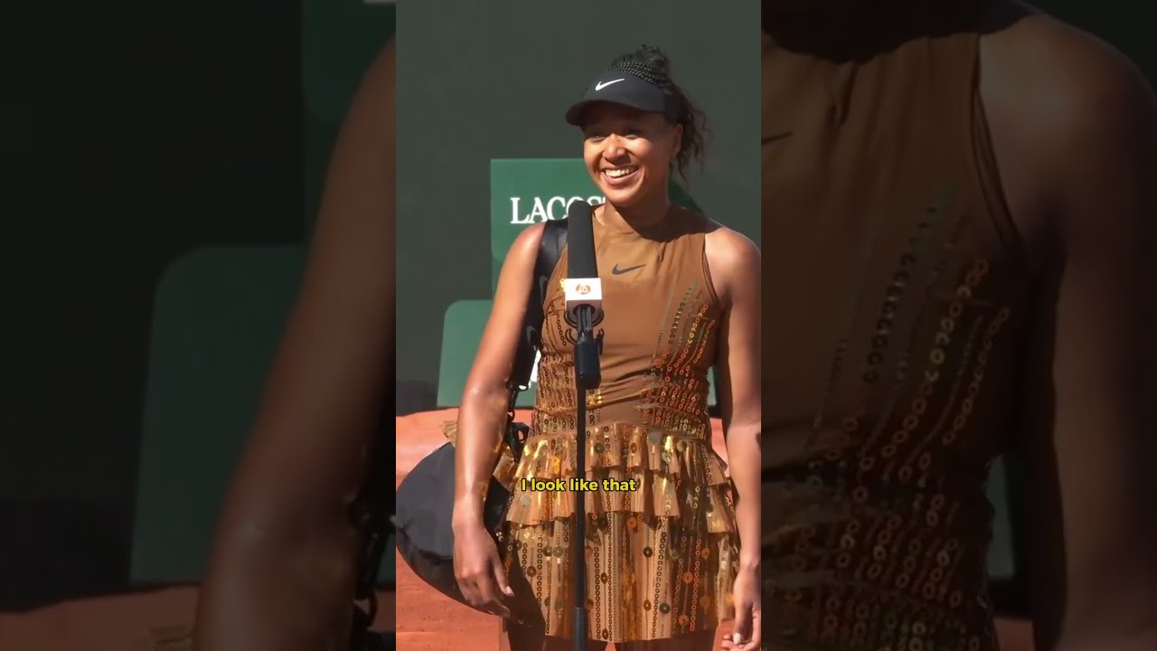 Naomi & Eiffel Tower are twins 👯 🤣 #rolandgarros #tennis #eiffeltower #Osaka #funny
