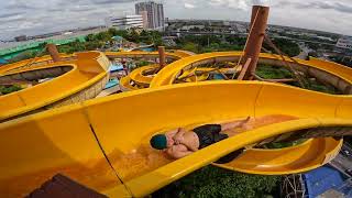 Try All Water Slides At Fantasia Lagoon Waterpark Bangkok (Rooftop Waterpark In Thailand)