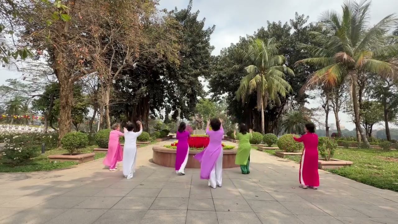 Mùa Xuân đầu Tiên 1522026 28 tết bính ngọ