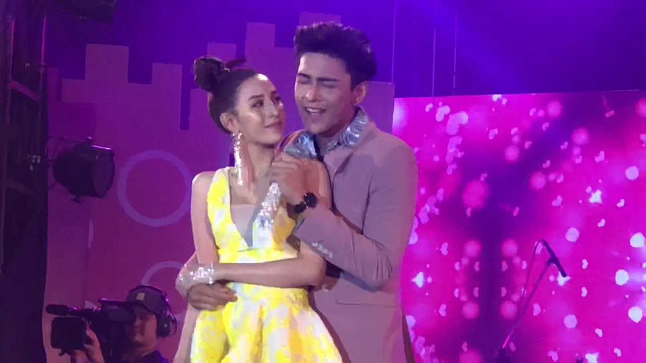 #ชนักแสดงชะชะช่าท้ารัก @ เจ็ดสีคอนเสิร์ต 27/10/18