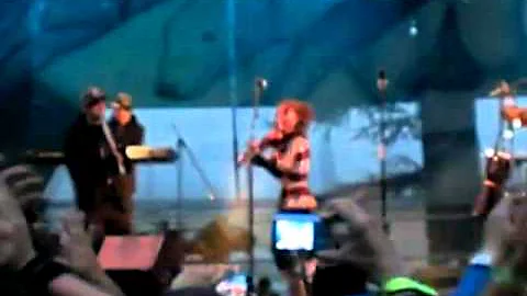 Lindsey Stirling and The Sidh Live @ Celtica 2012