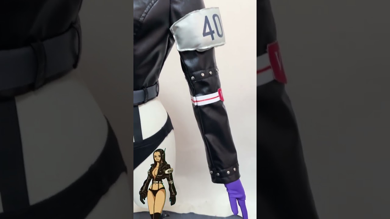 Robin Cosplay🌸🌸🌸 #cosplay #costume #cosplayer #suit #cos