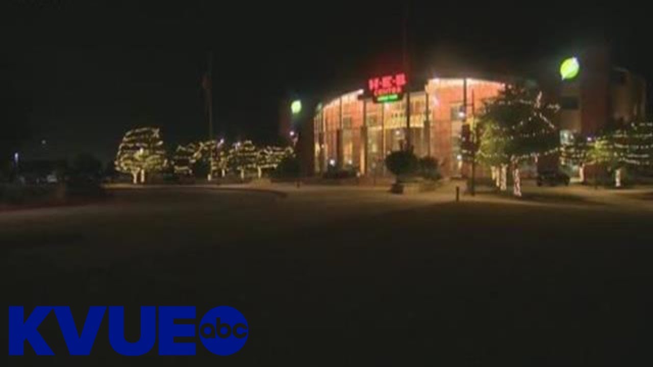 Working for the Weekend: Texas Stars, Texas vs. Kansas, Austin Spurs, Mighty Texas Dog Walk | KVUE