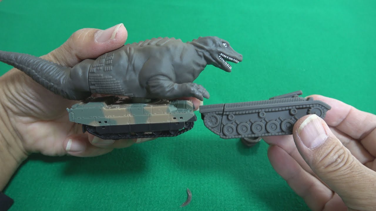 走る 恐竜戦車 お手軽おもちゃ改造 Youtube