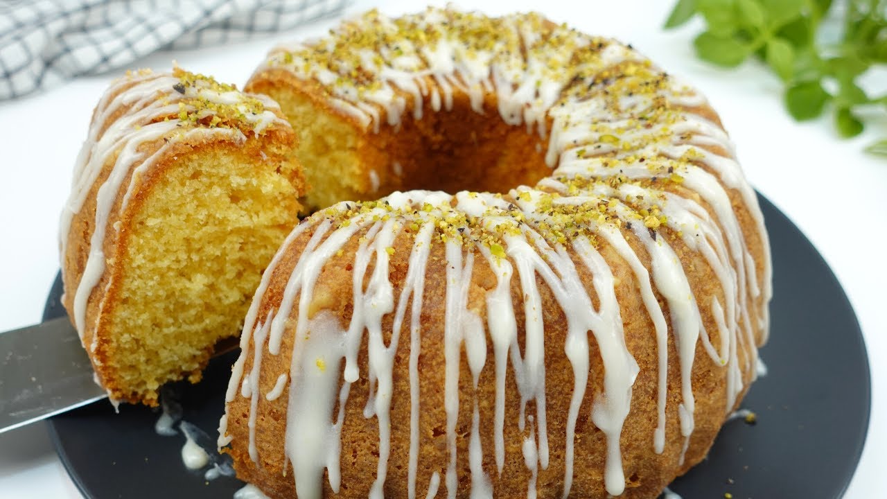 Pound Cake With Cream Cheese Sauce