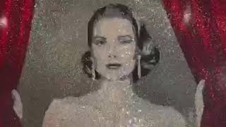 Marnali-Grace Kelly, Art Gallery Z, 180.000 Swarovski Kristalle