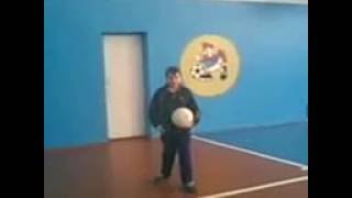 Как правильно делать подачу в волейболе | Innings in volleyball(, 2013-05-21T16:42:25.000Z)
