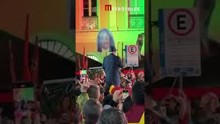 Lula canta Roberto Carlos durante ato no Rio Grande do Sul