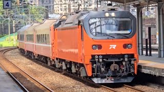 6882次樹林發車經由宜蘭線開往宜蘭的E500型鳴日色金光牌E510單電力機車頭+十一節新式自動門莒光號入伍專列