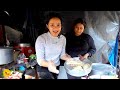 Two Hardworking Sisters Selling Himachali Desi Ghee Wala Siddu Rs. 50/- Only l Hamirpur Street Food