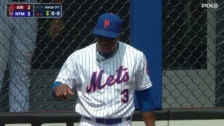 ARI@NYM: Granderson makes a tough catch on the run