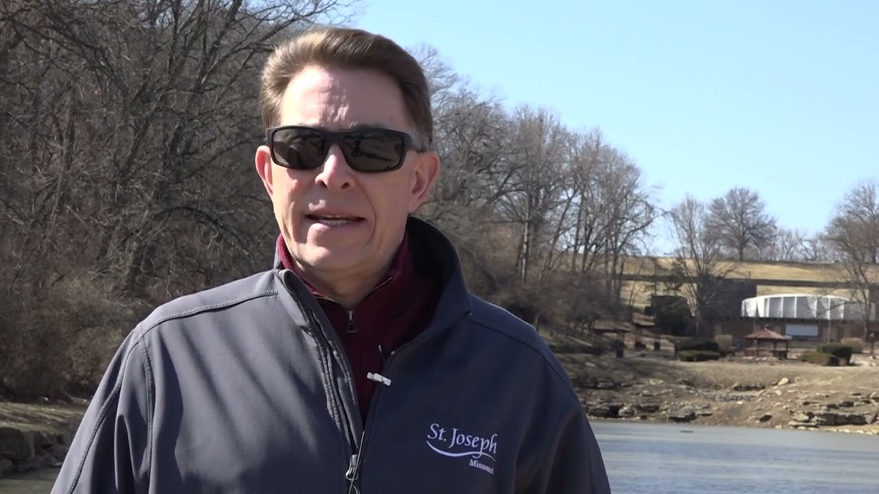 Krug Park and Corby Pond impacted by fish feedings, killing hundreds of aquatic life