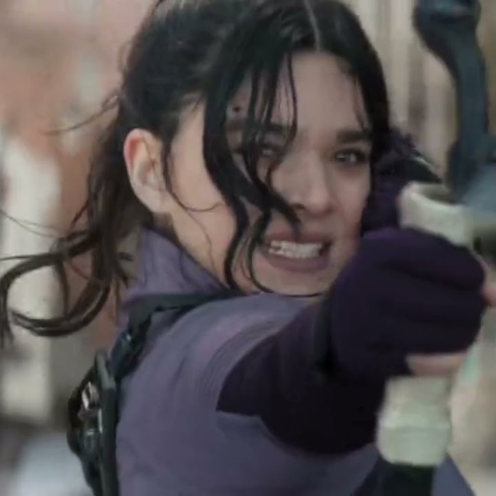 KATE BISHOP | HAILEE STEINFELD | HAWKEYE | JEREMY RENNER WHATSAPP STATUS